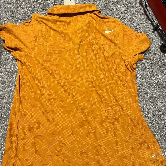 NWT Nike Women’s Dri-fit golf polo XL Orange - Picture 4 of 8